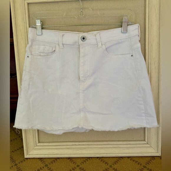 Sneek Peek white cutoff distressed denim mini skirt NWOT M - Picture 1 of 11